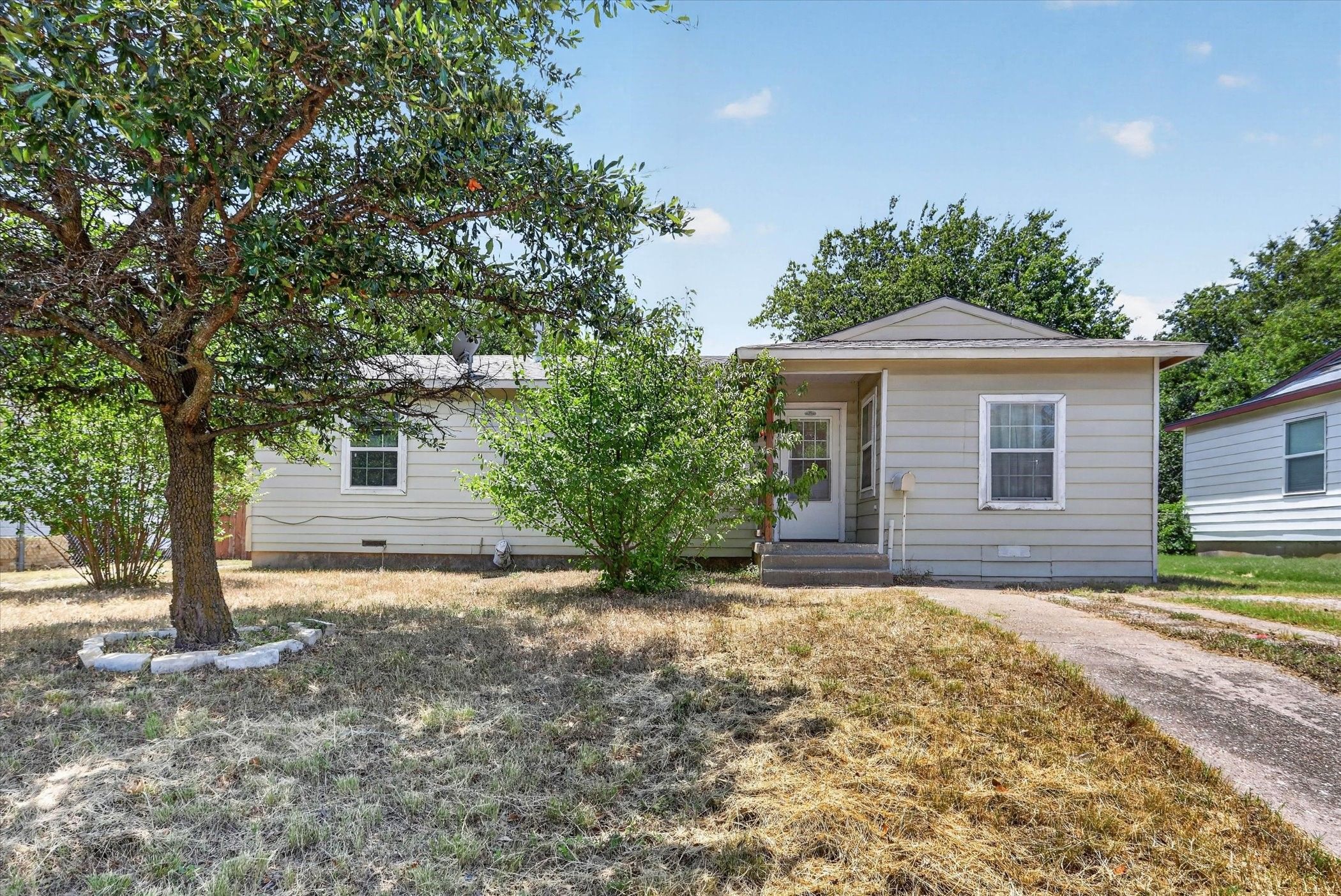 4912 Borden Drive