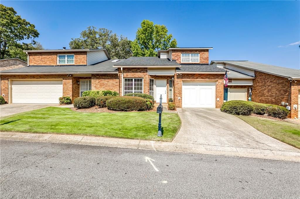 4037 Fawn Run