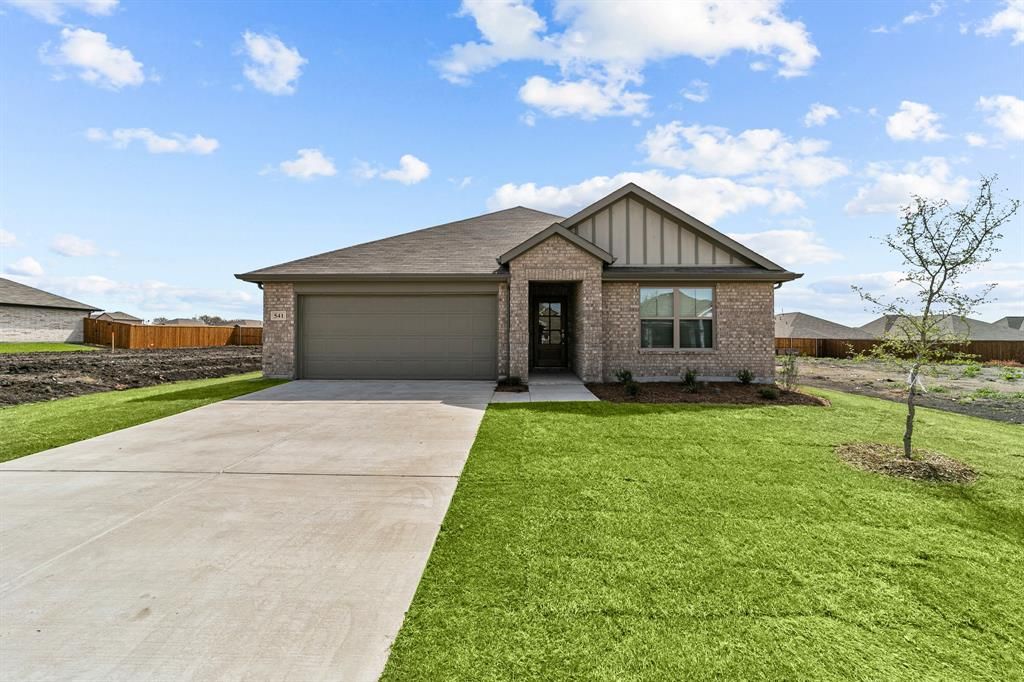552 Ridgewood Drive