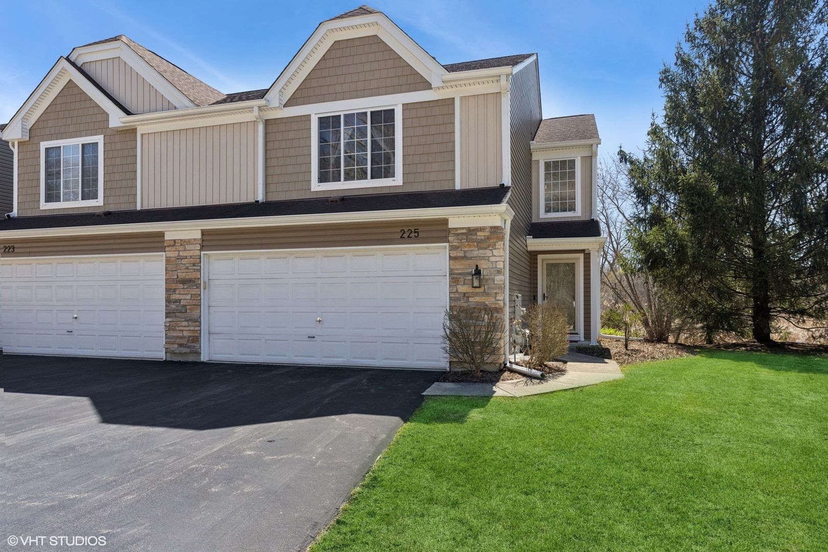 225 Locksley Drive