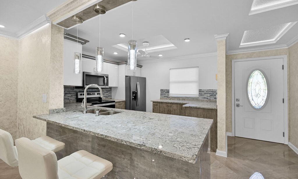 Village Royale on the Green