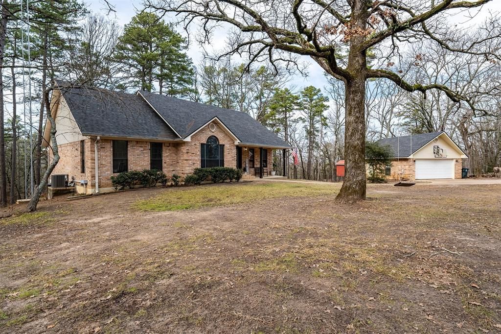 19261 County Road 445