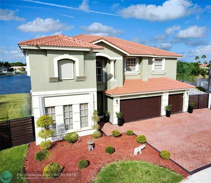 380 Sw 167th Ave