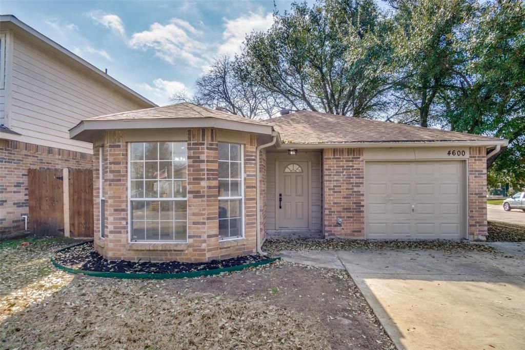 4600 Poppy Drive E