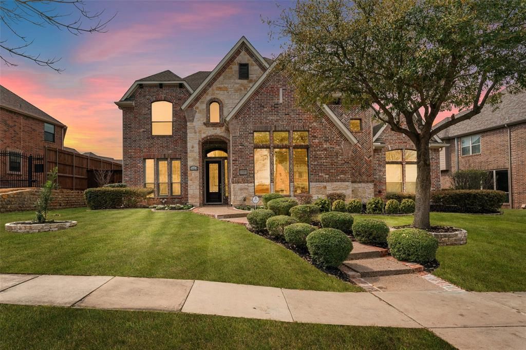 1020 Damsel Caroline Drive