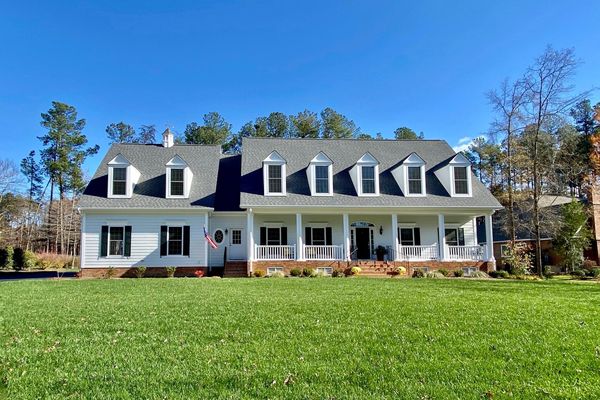 Fawn Lake Spotsylvania Va Homes For Sale Real Estate Neighborhoods Com