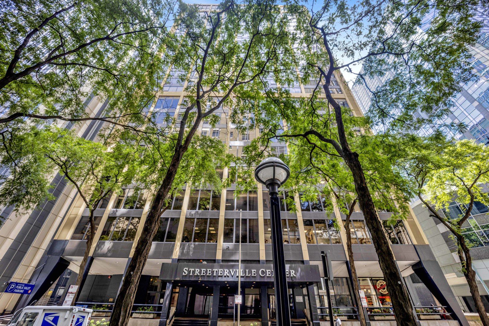 233 E Erie Street 1703
