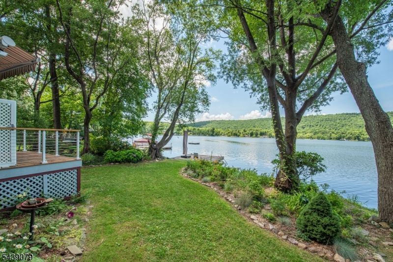 239 E Shore Lake Owassa Rd