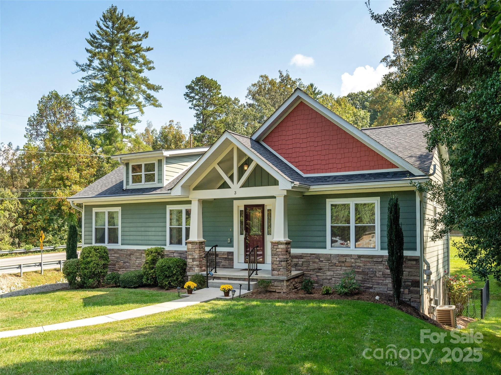 3 Sweetwater Oaks Drive