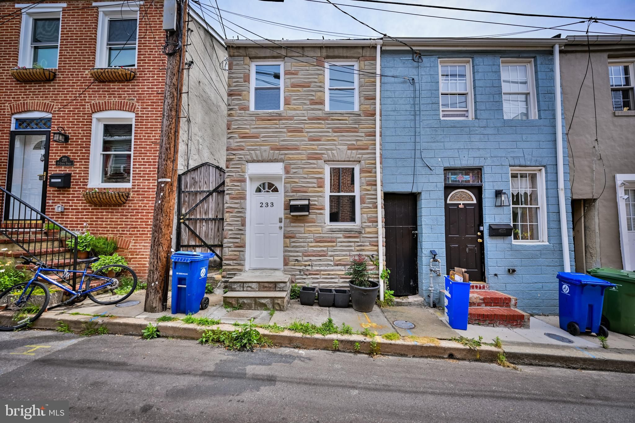233 S Chapel Street