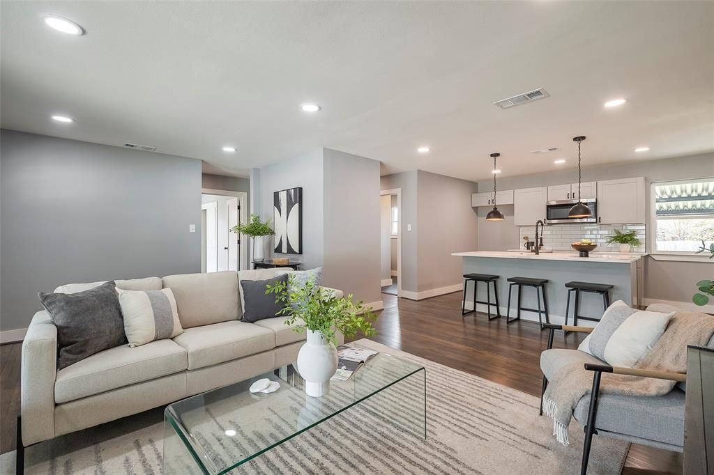 3515 La Prada Drive