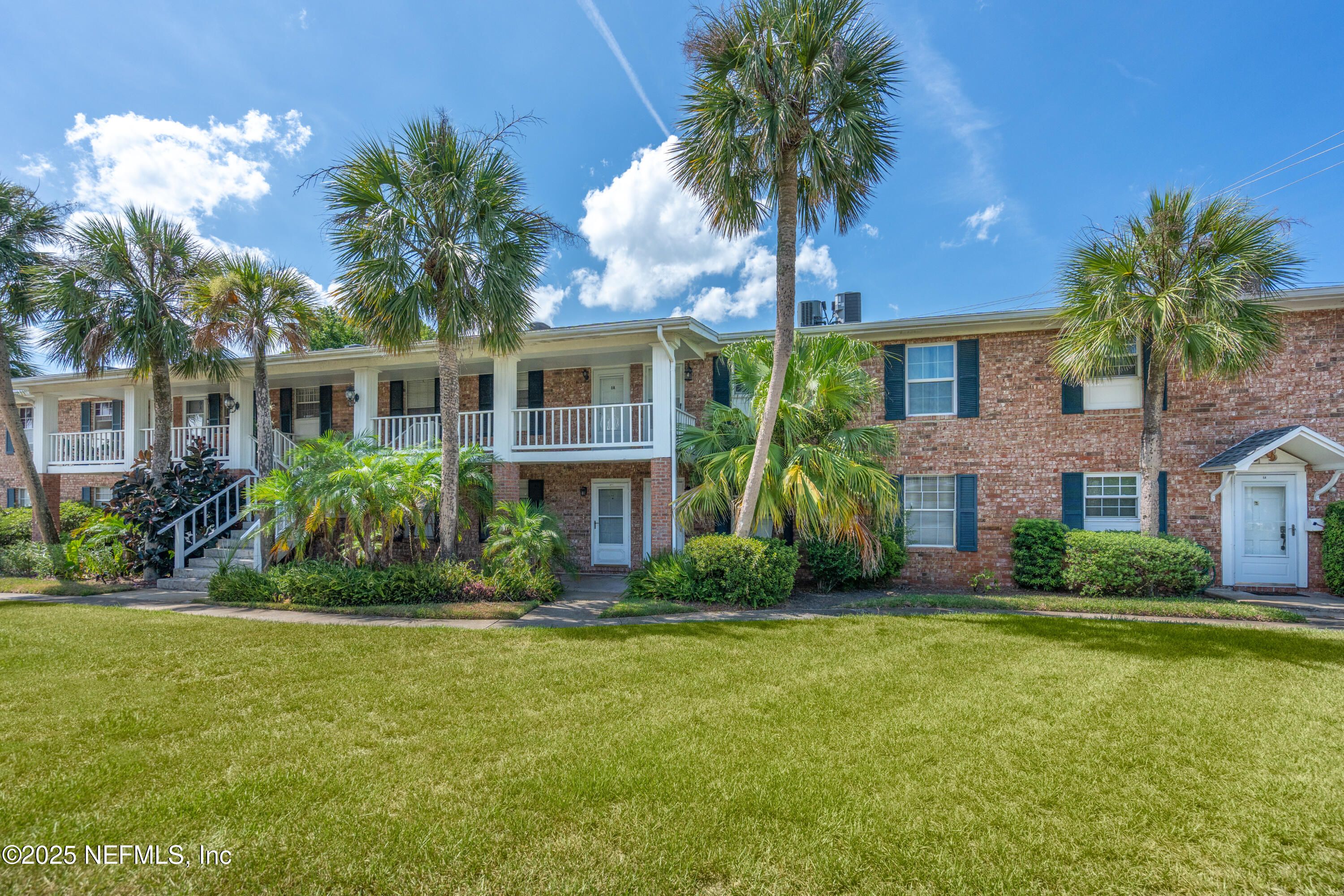 22 Comares Avenue 4A