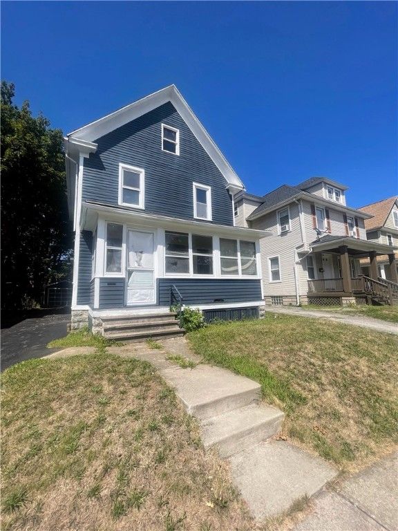 210 Cedarwood Terrace