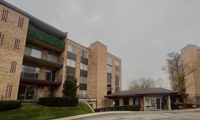 1103 S Hunt Club Drive 331