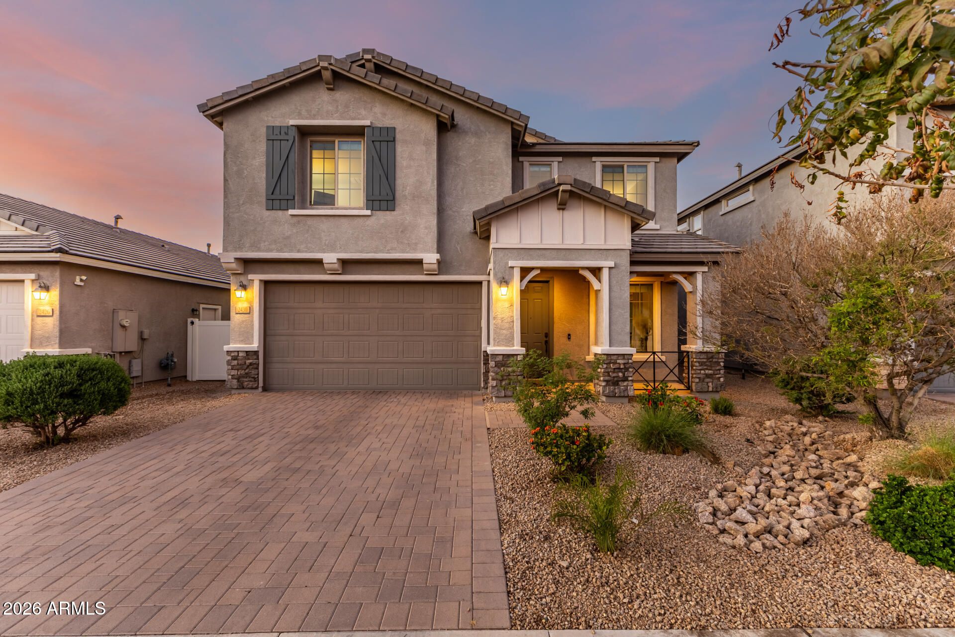 2430 E Saint Anne Avenue