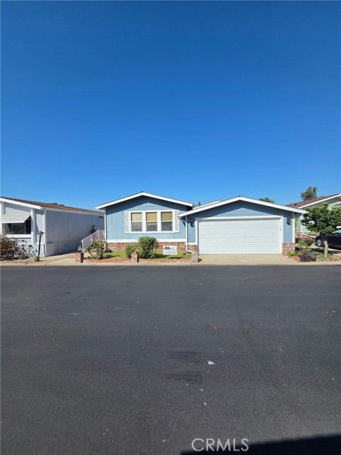 15455 Glenoaks Boulevard 226