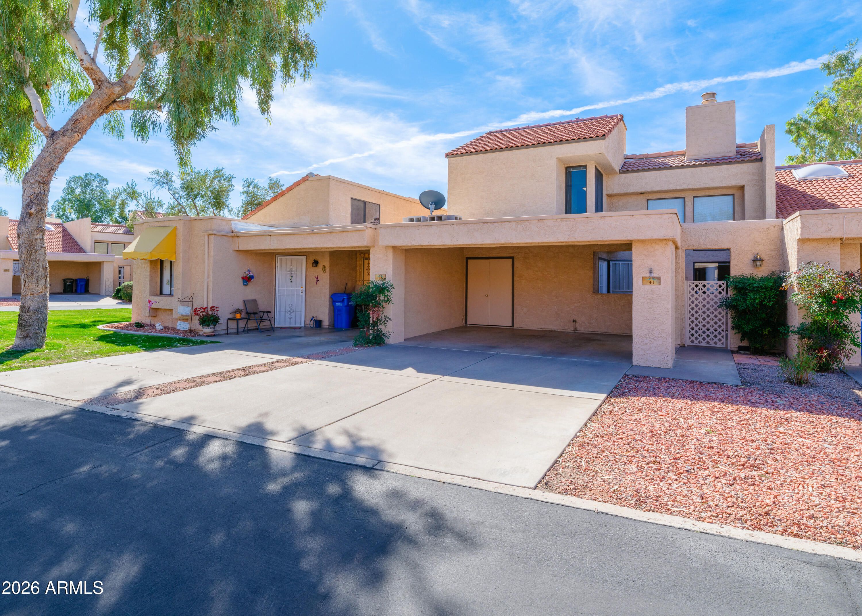 41 E Betty Elyse Lane