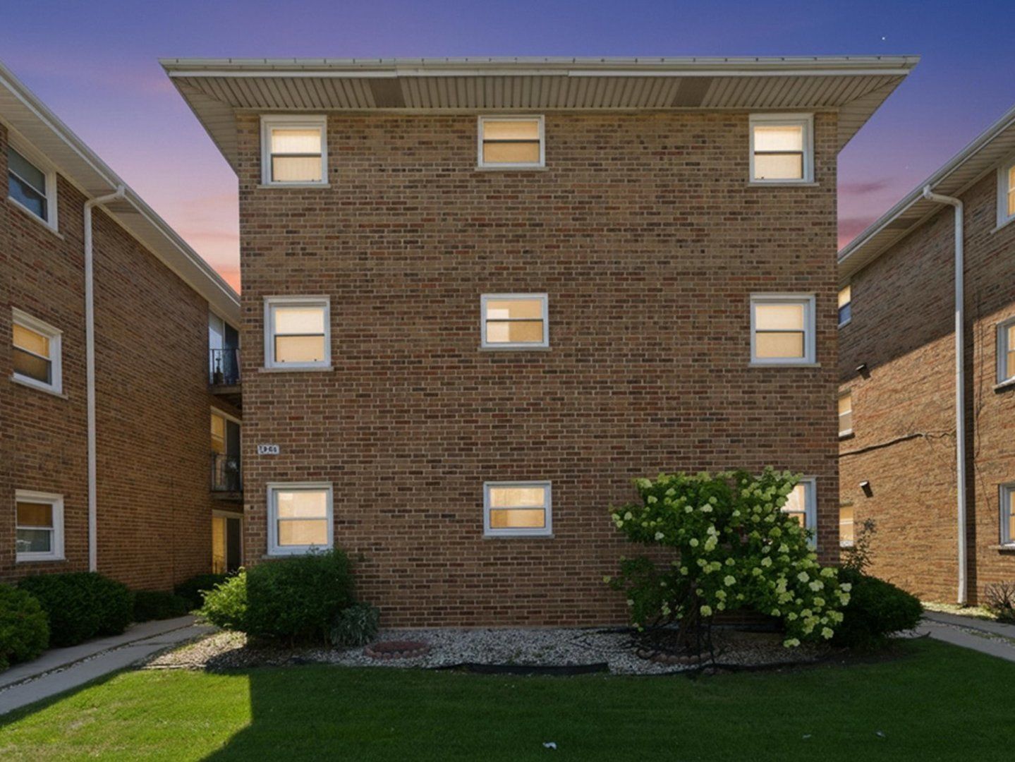 3456 N Harlem Avenue 3W