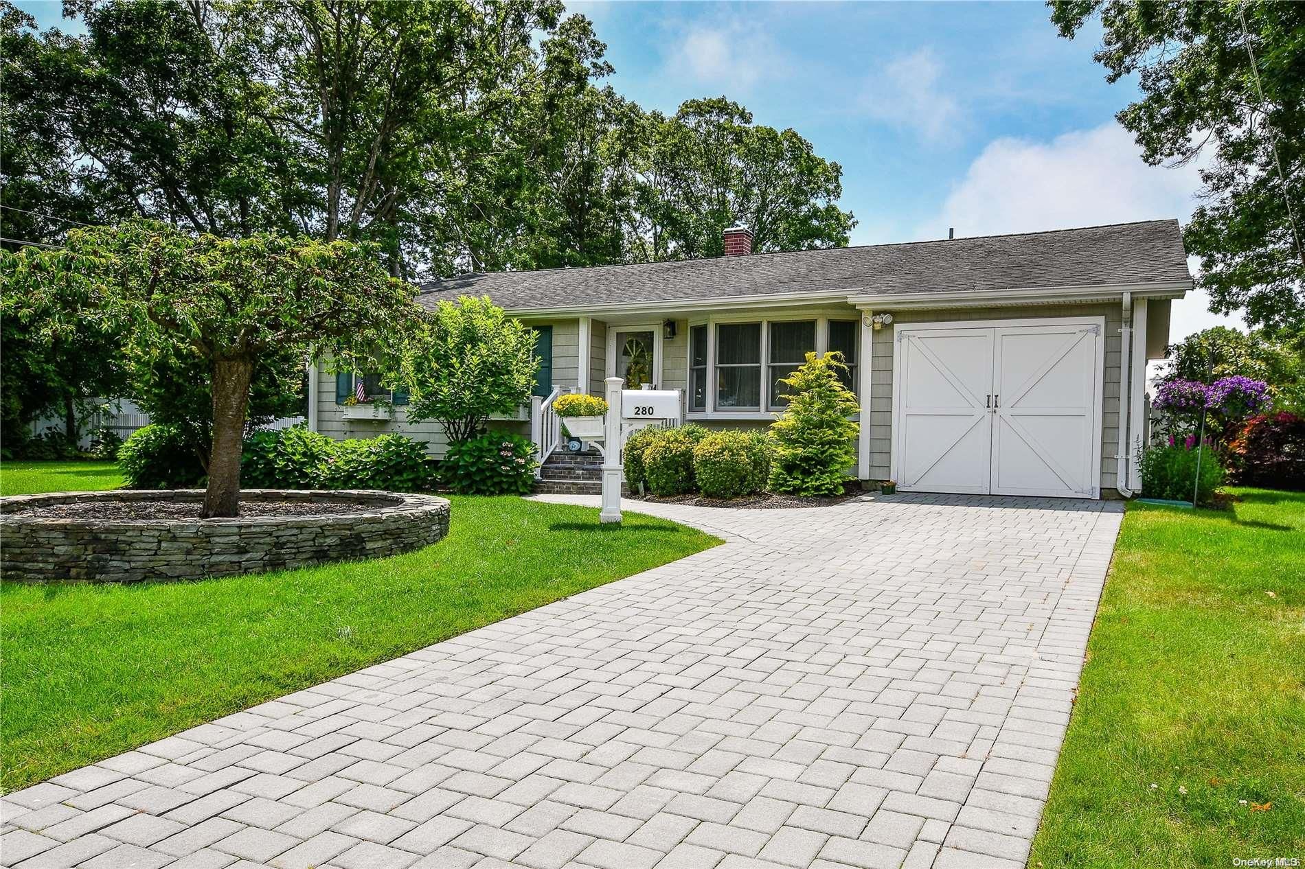 280 Versa Place
