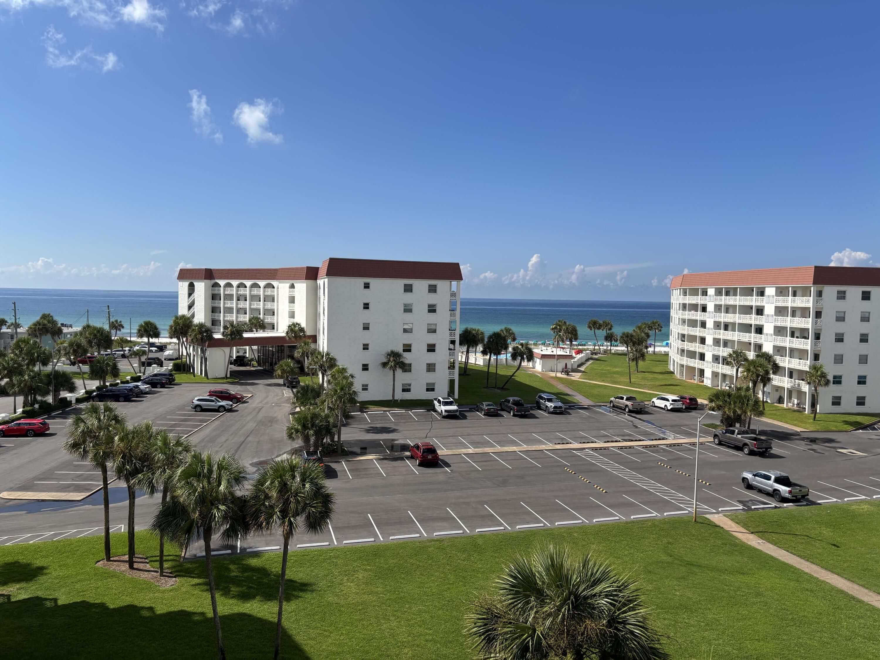 909 Santa Rosa Boulevard 165