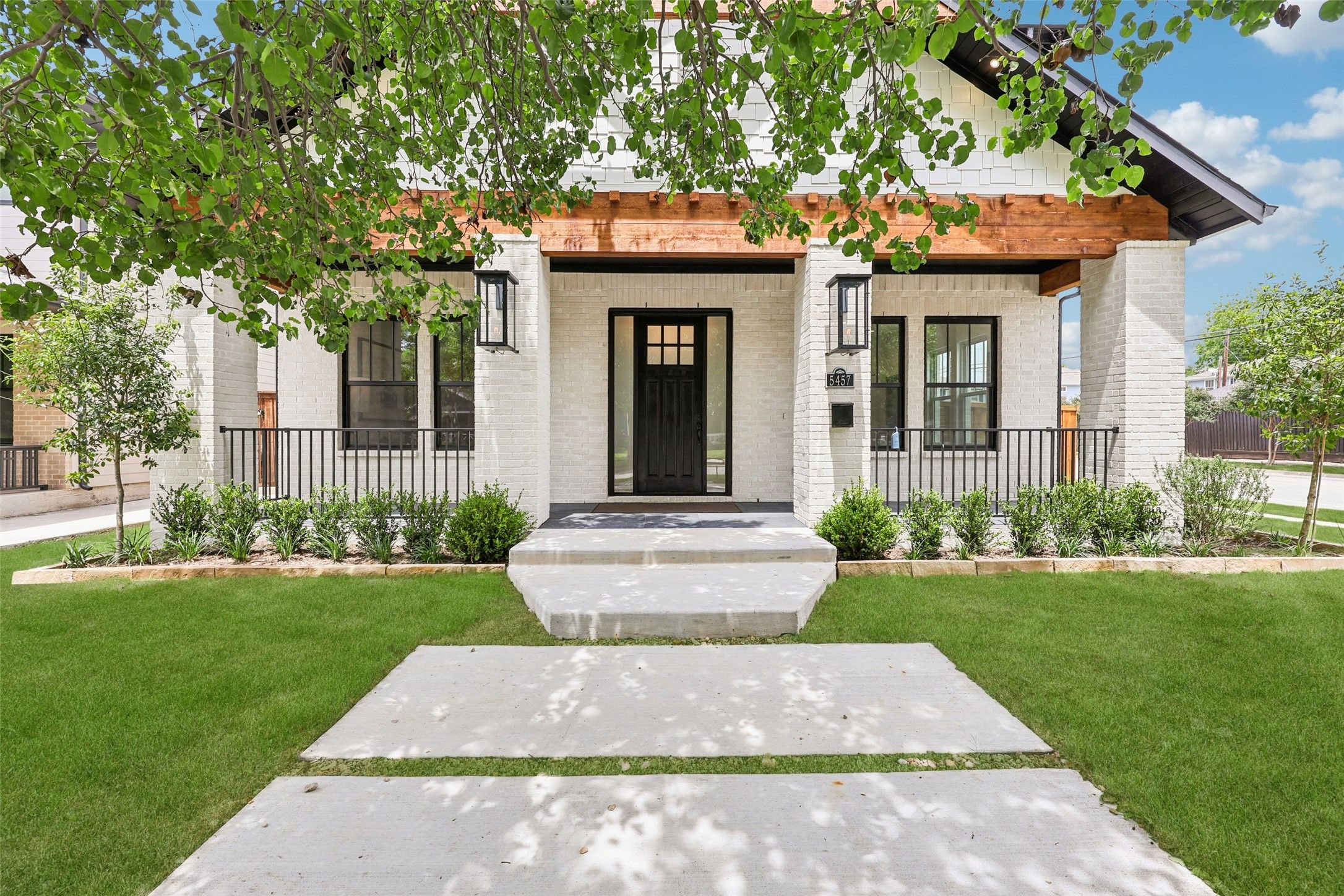 5457 Bonita Avenue