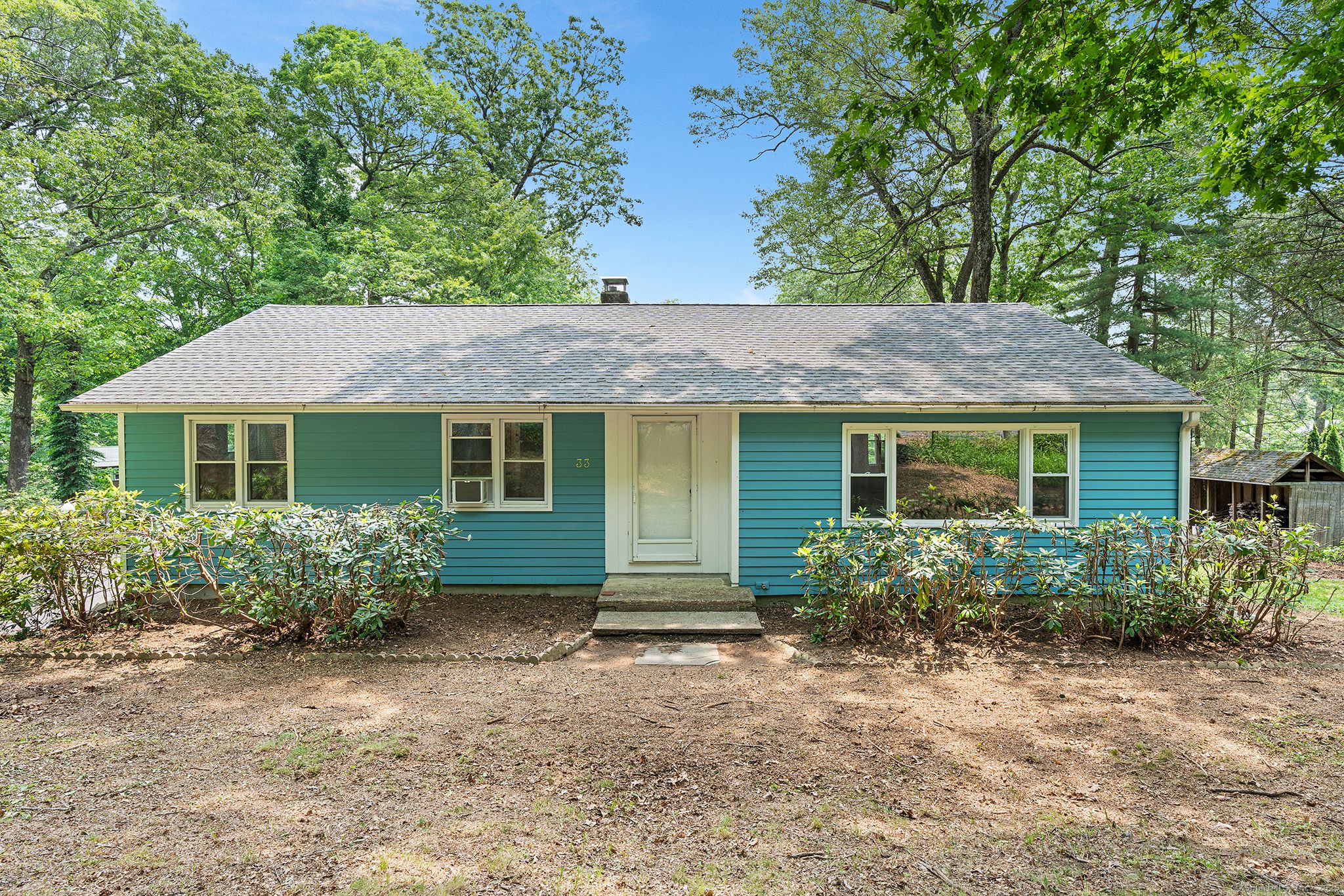 33 Deer Park Road