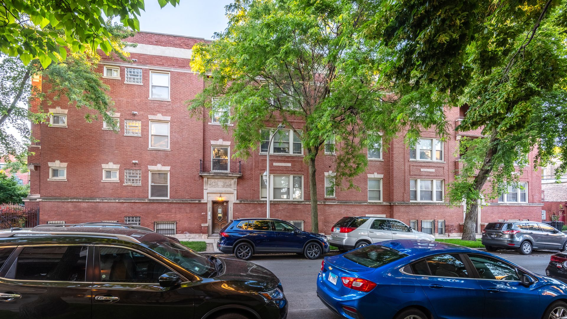 4847 S Vincennes Avenue 203