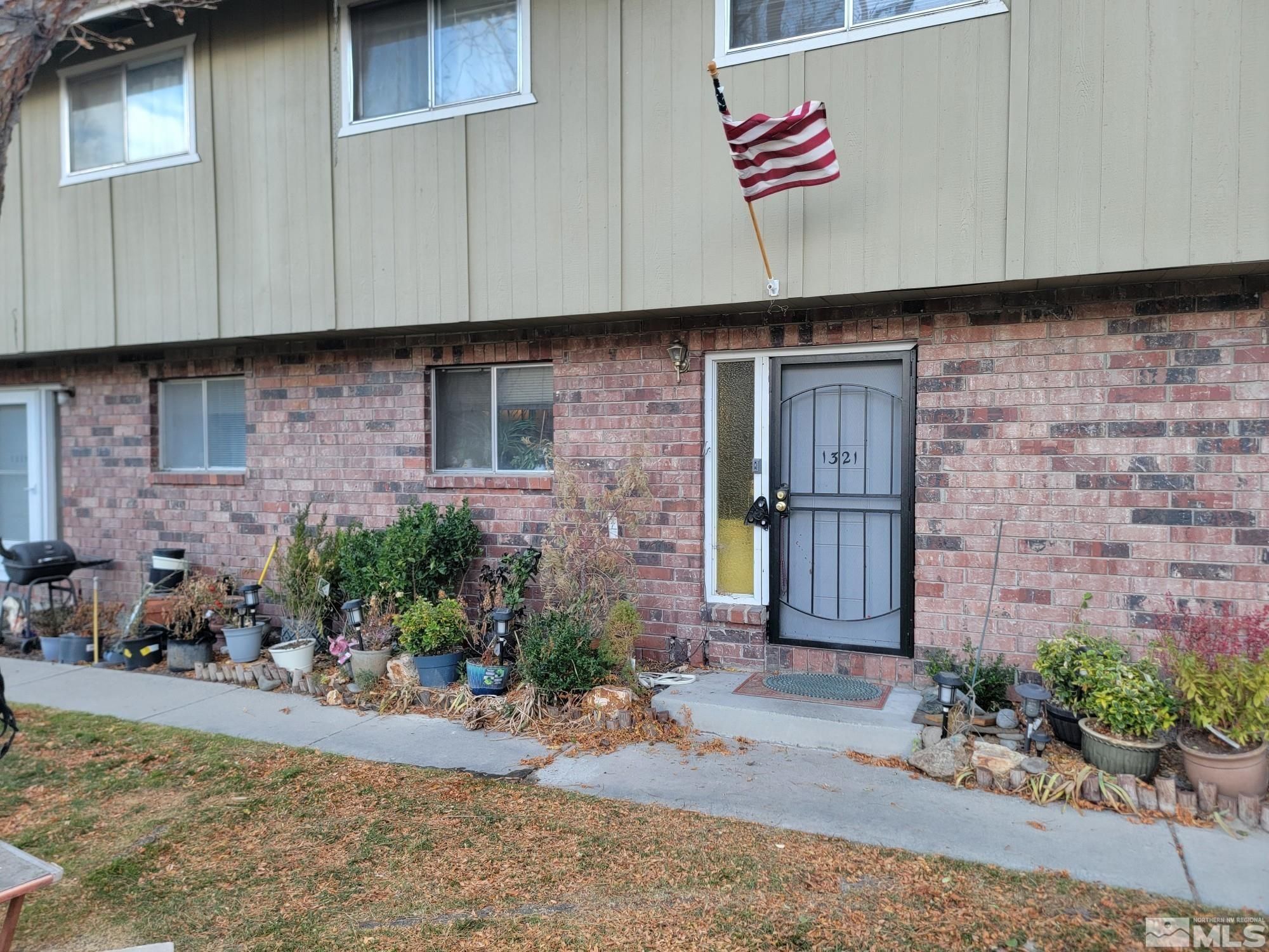 1321 Ashby Court