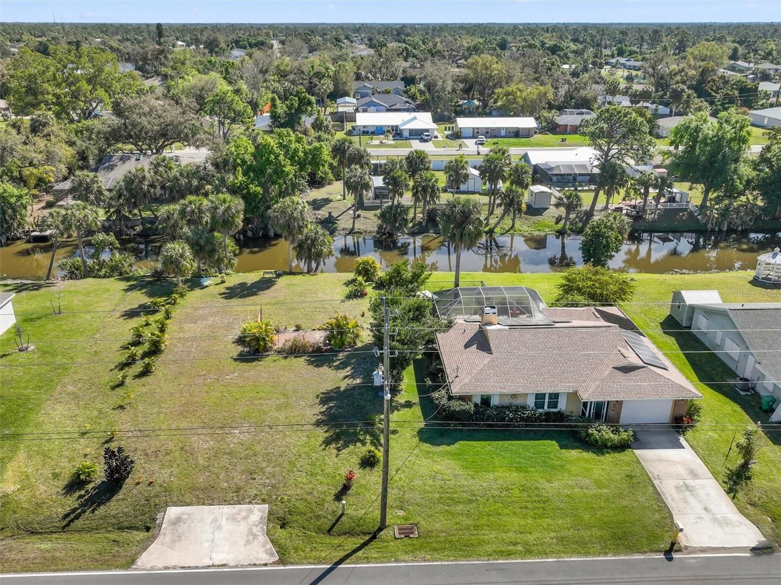 1416 Inverness Street