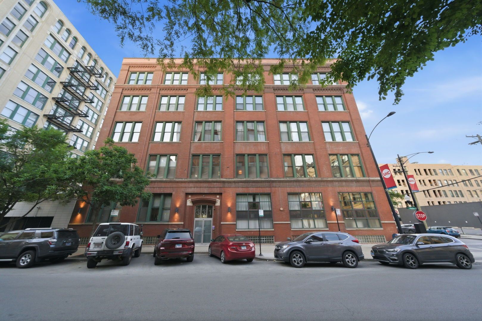 331 S Peoria Street 107
