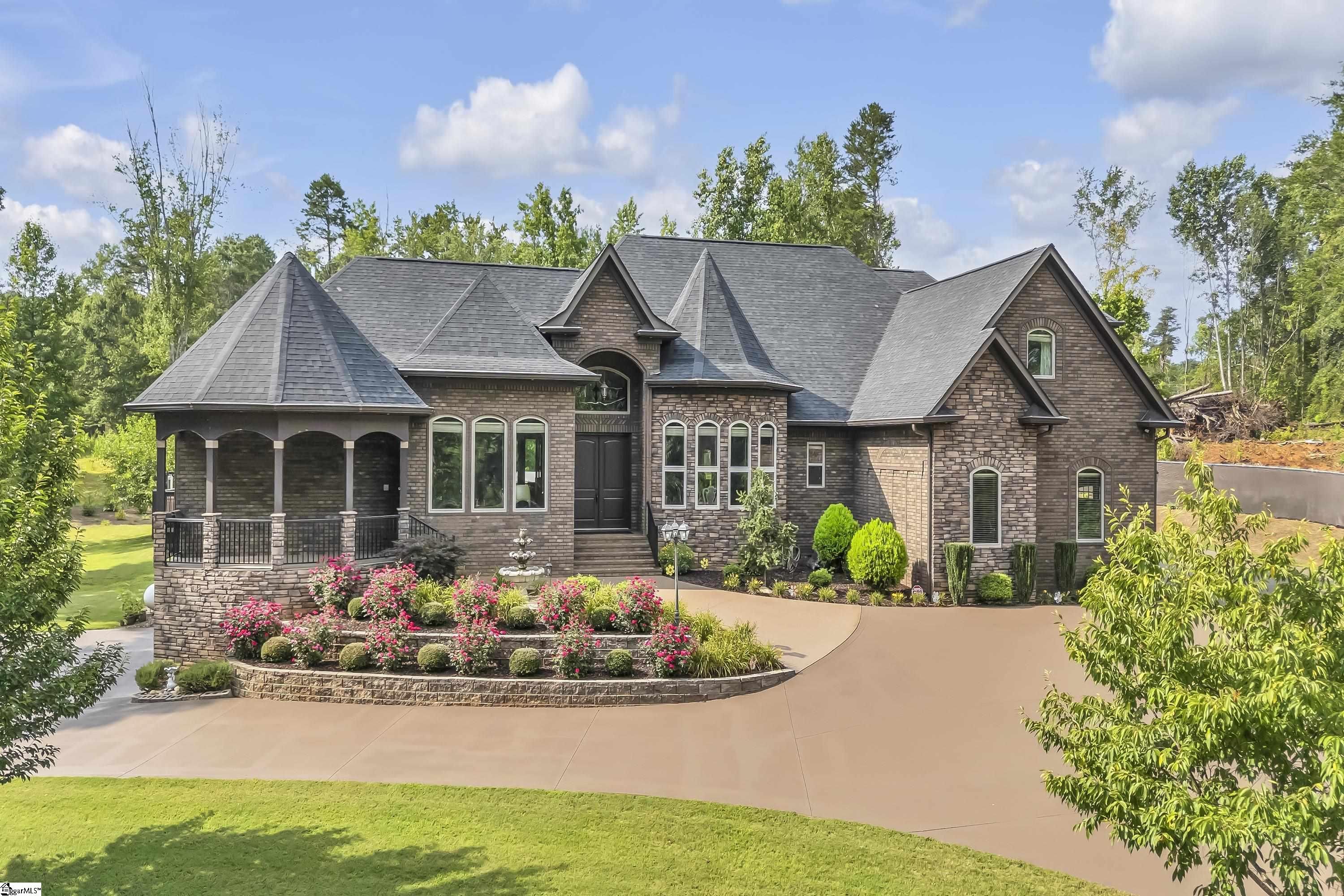 983 Foster Road