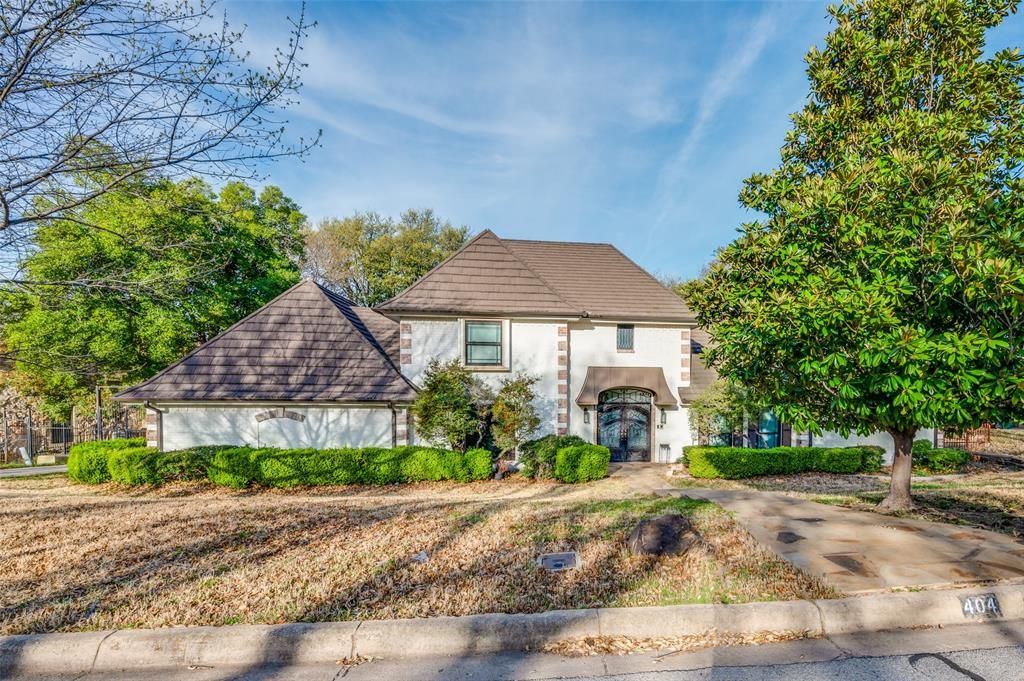 404 Havenwood Lane N