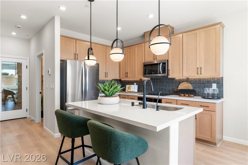 1952 Hydrangea Place