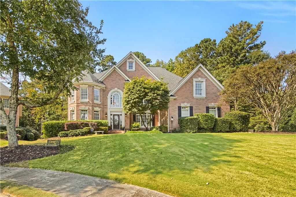 345 Kincardine Way