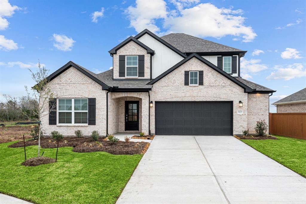 3622 Moraine Lake Drive