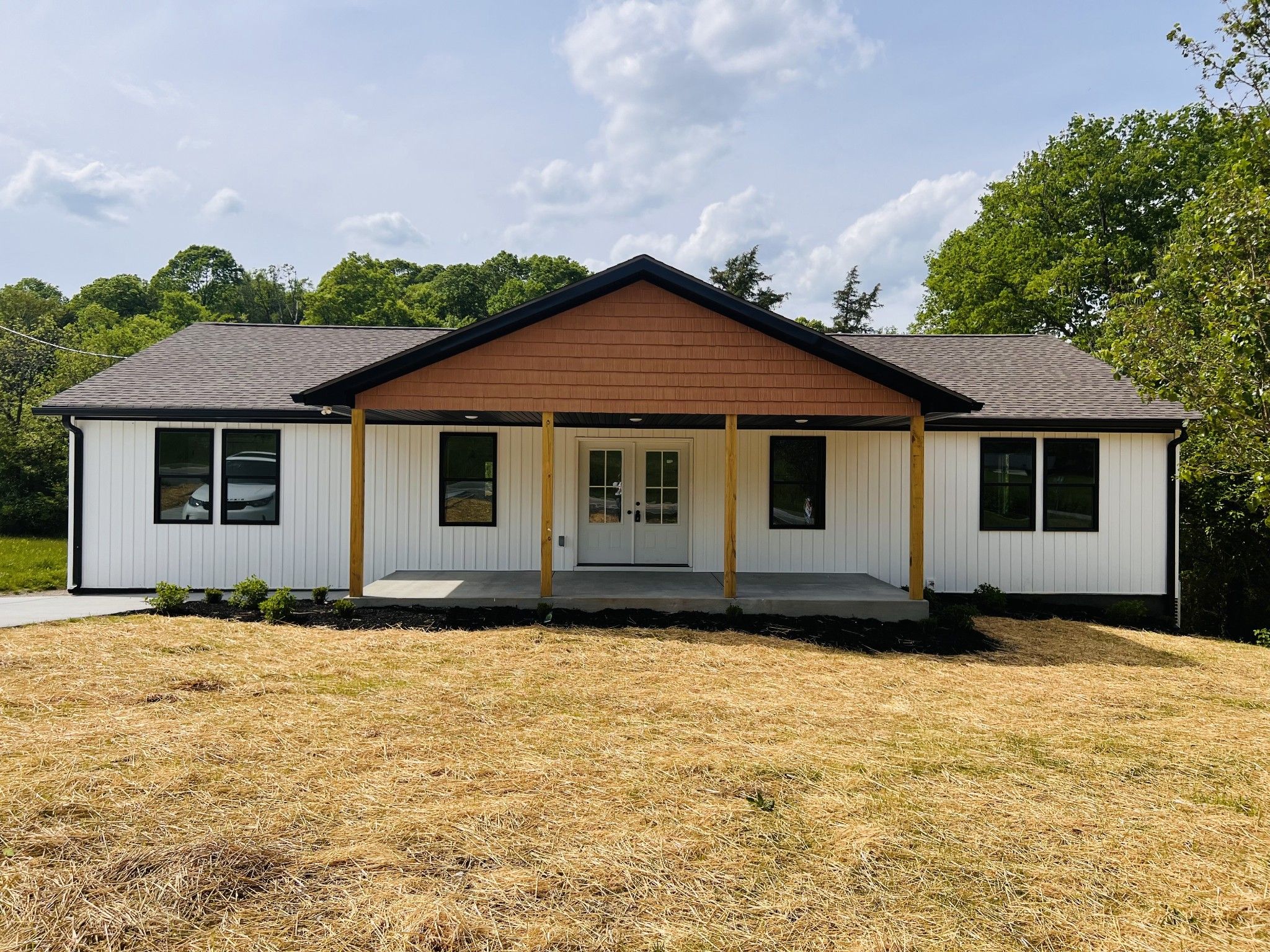 417 Defeated Creek Hwy