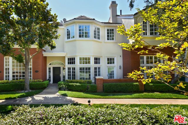 2431 Swanfield Court