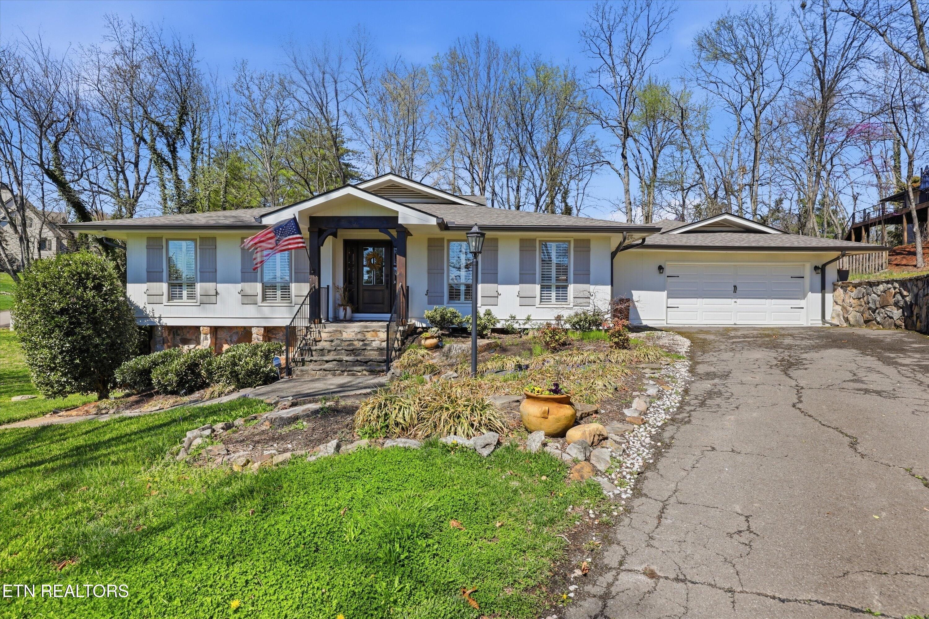 12200 Oakmont Circle