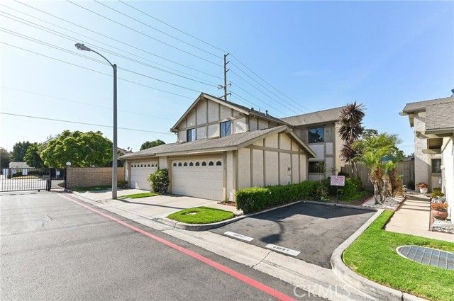 8515 Devon Lane