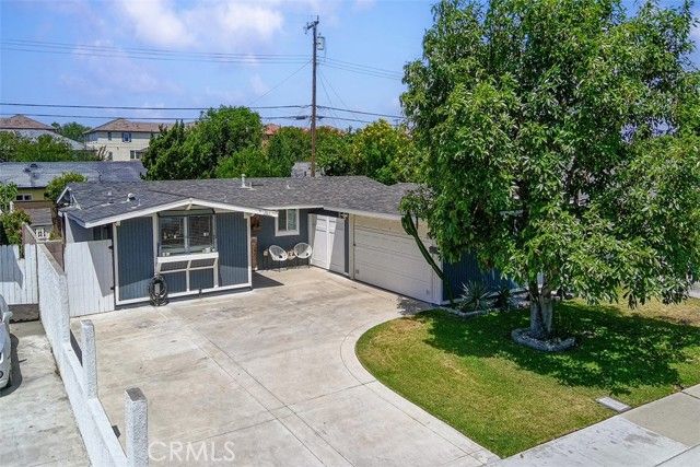 725 N Vine Street