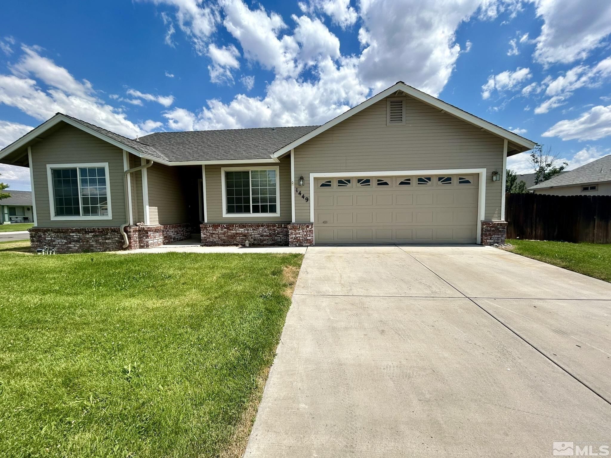 1449 N Marion Russell Drive