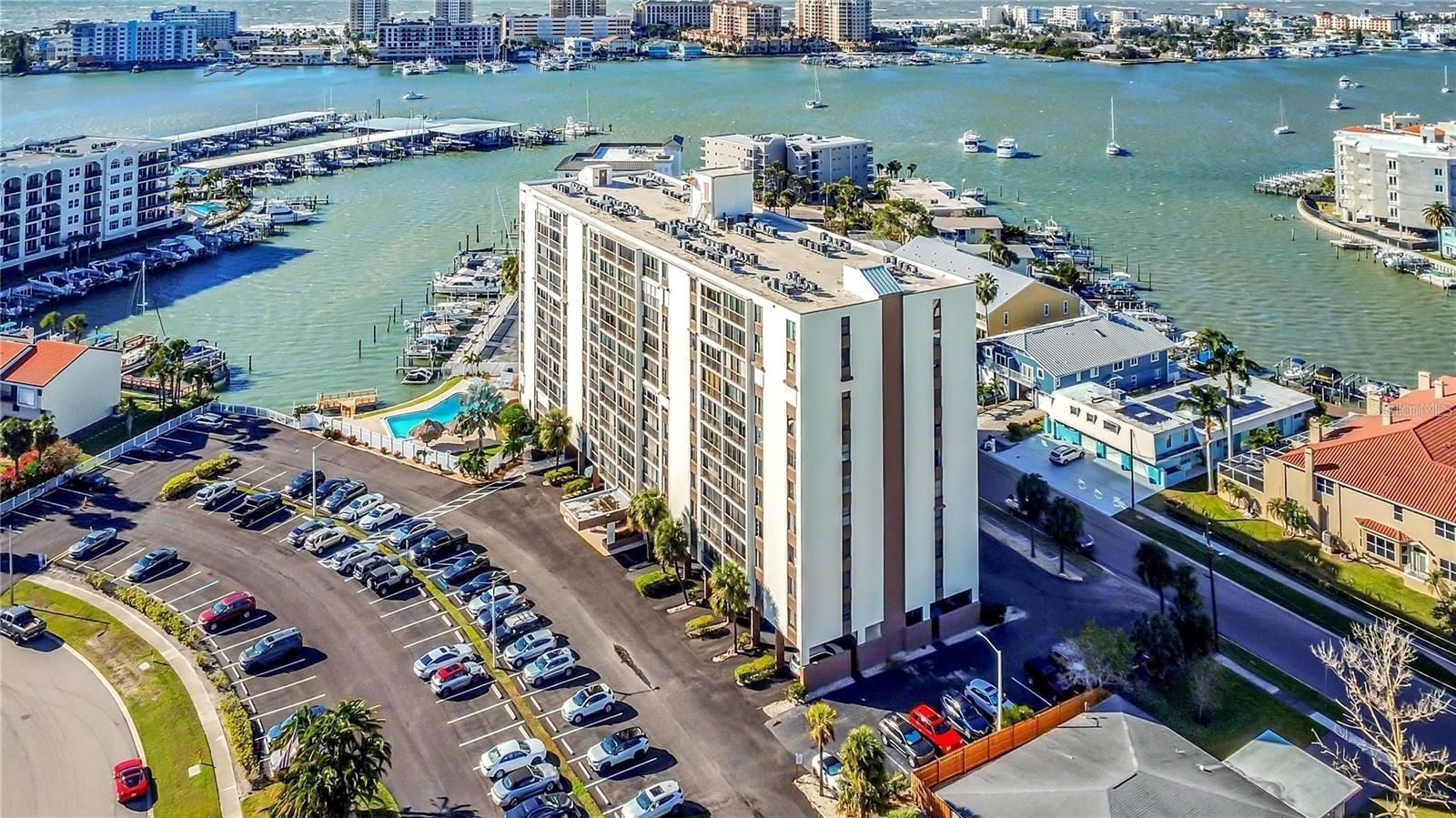 255 Dolphin Point 305