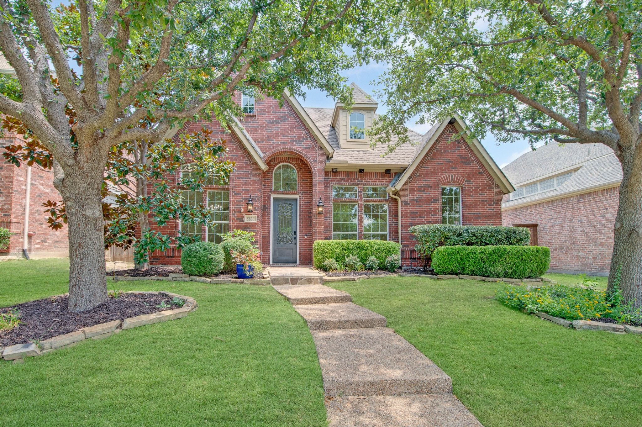 5620 Country View Lane