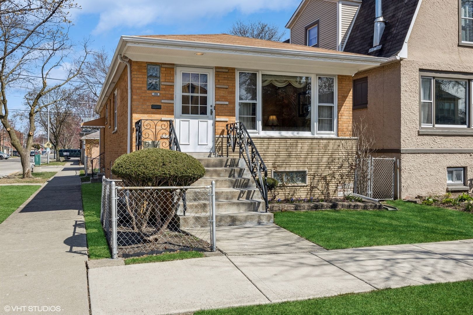 1000 Lathrop Avenue