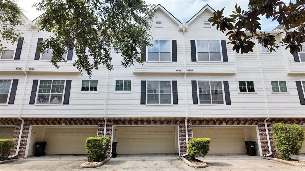 9200 Westheimer Road 604