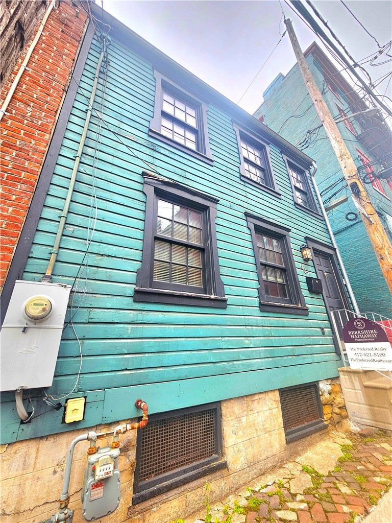 607 Middle St