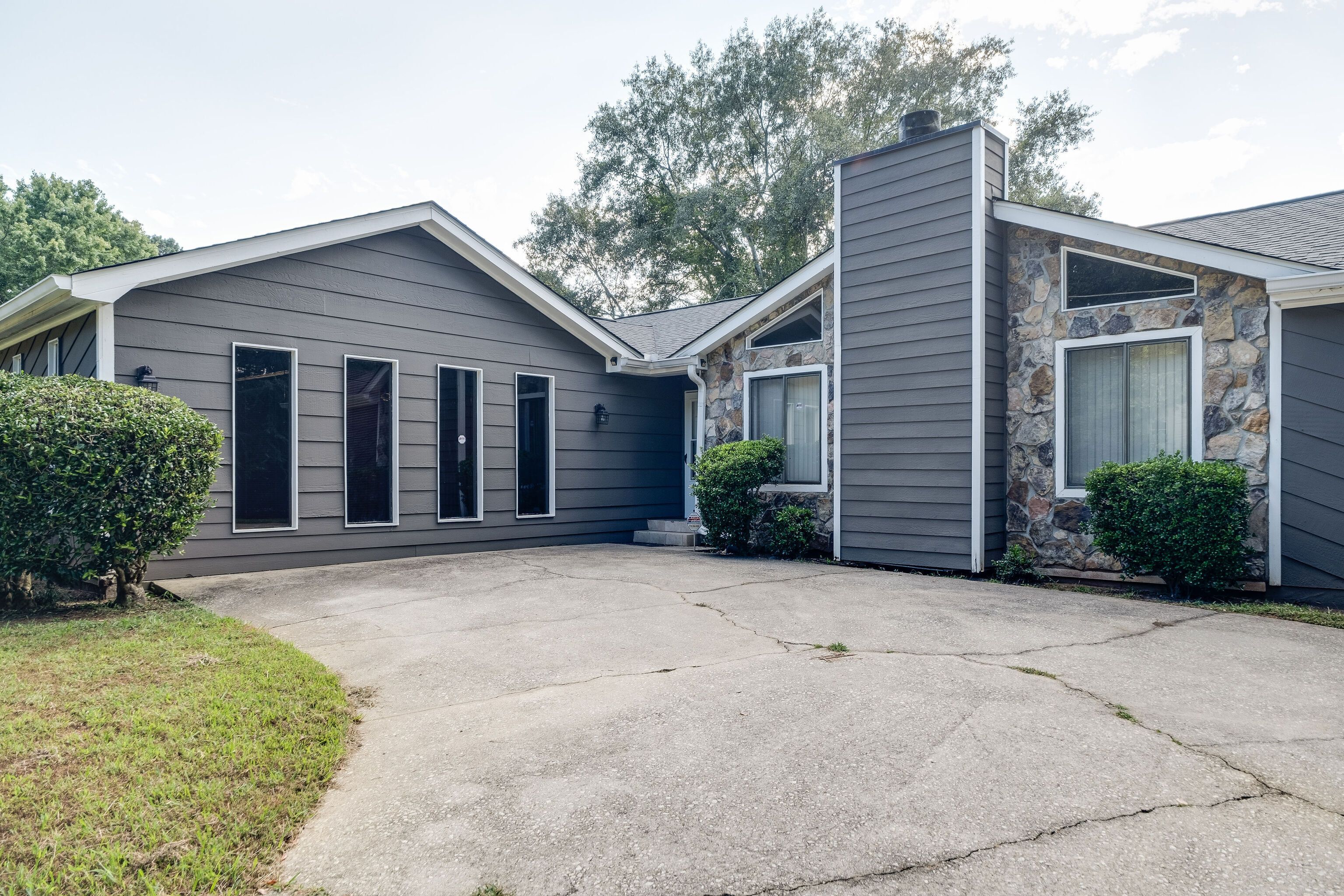 3503 Valley Oaks Road