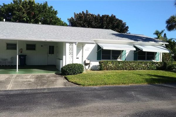 Parkway Villas Condominiums Bradenton Fl Homes For Sale Real Estate Neighborhoods Com