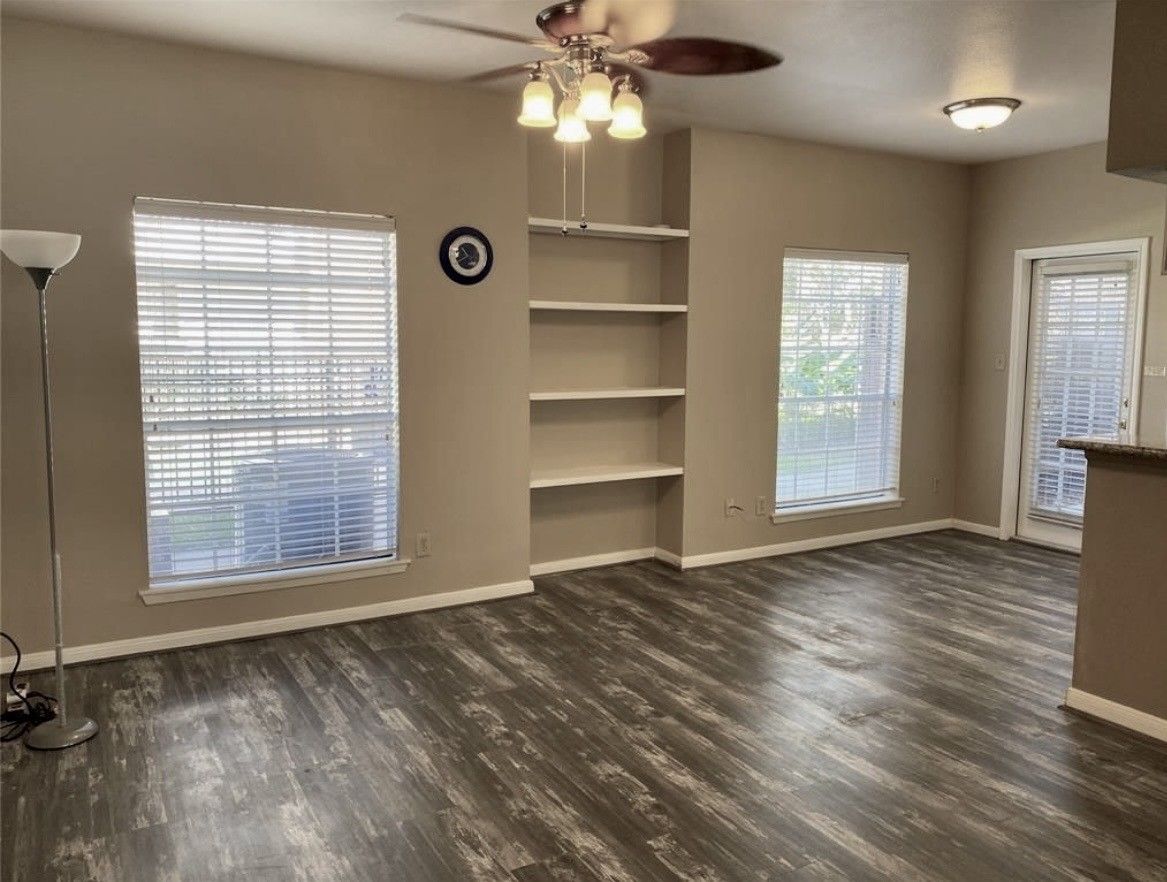 2626 Holly Hall Street 1211