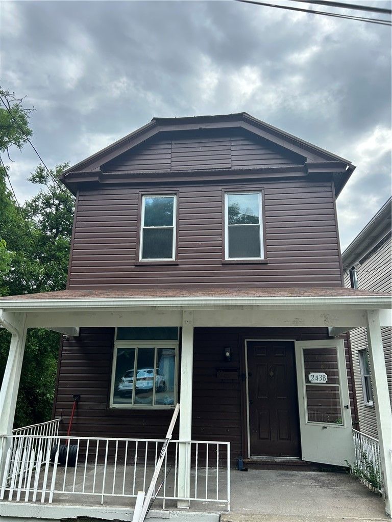 2438 Diehl Ave